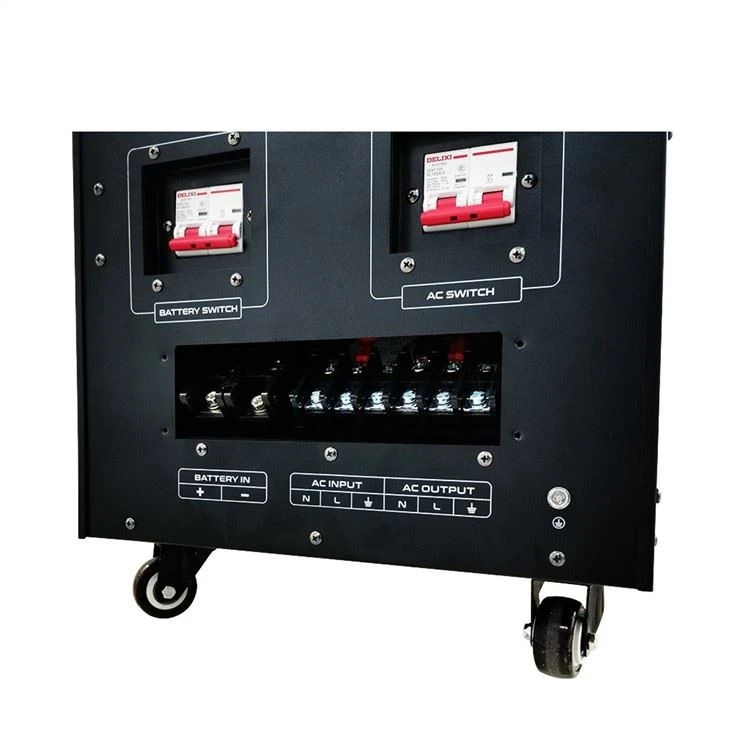 Off Grid Solar Inverter Inbuilt-in 20A Charger